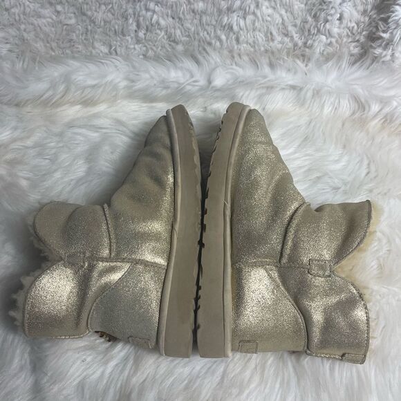 Ugg Mini Sequin Bow Bootie Gold Leather wool lining size10 - Picture 6 of 10